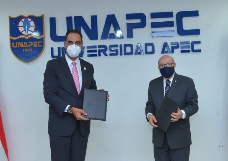 SeNaSa y Apec firman acuerdo para afiliar docentes y estudiantes; realizará jornada de afiliación la próxima semana