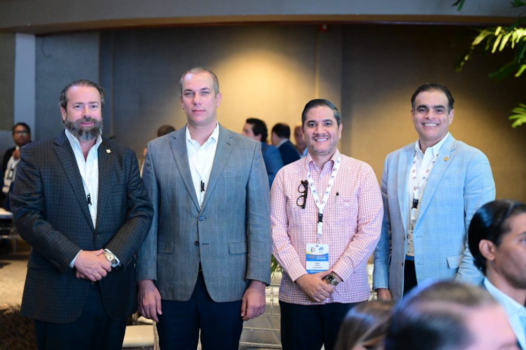 Sergio Arriz, Erick Lembke, Héctor Álvarez y Carlos Gabriel Alma