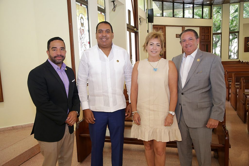 Kelvin Manuel Bautista, Edgar Batista, Valerie Valera y Miguel Brenes