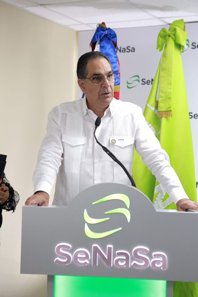 Doctor Santiago Hazim durante su discurso