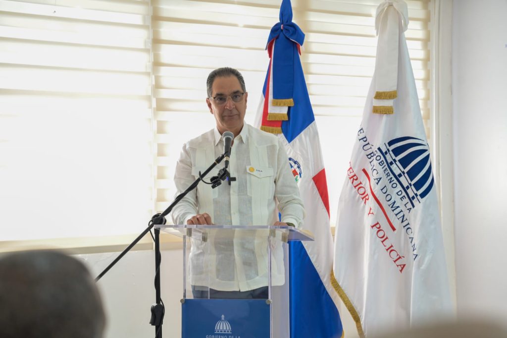 Dr. Santiago Hazim, Director de Senasa