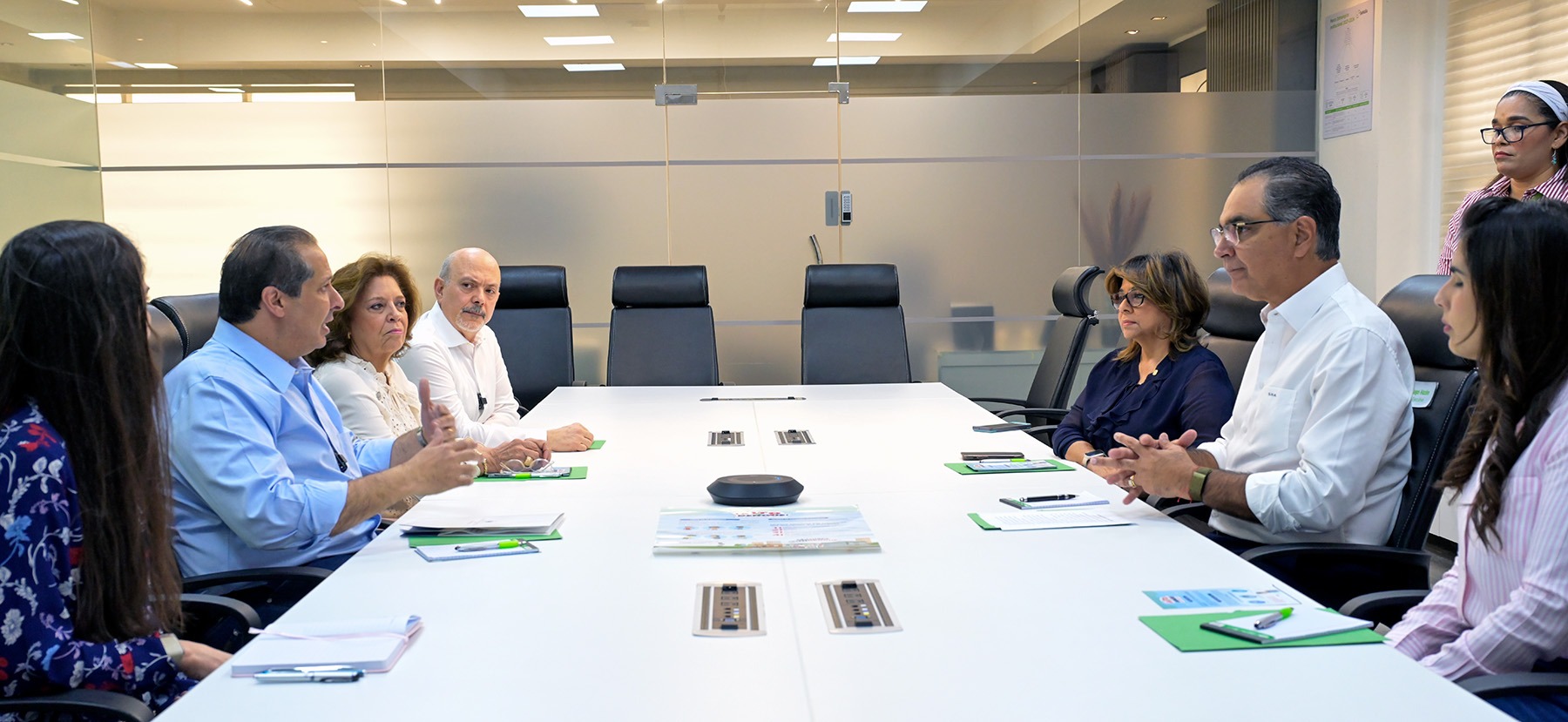 Reunión entre SeNaSa y el Ministerio de Salud para jornada contra el dengue