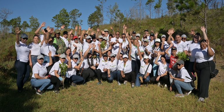 El equipo de SeNaSa que participó en la jornada