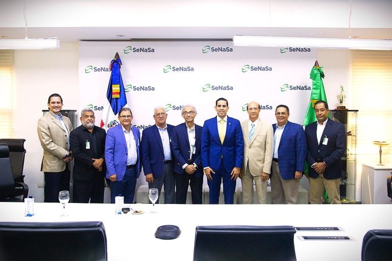 Miembros de SeNaSa y Andeclip