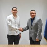 Doctor Edward Guzmán, director de SeNaSa y doctor Julio Landrón, director SNS